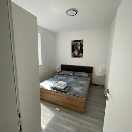 Srebrna Oaza * Veliko Gradište