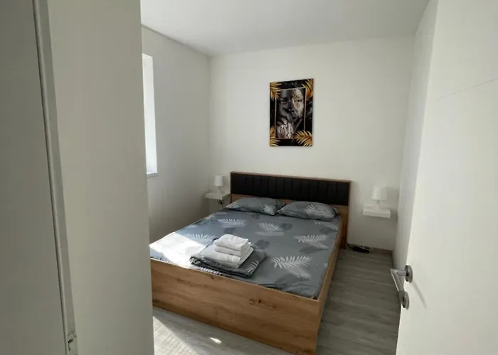 Srebrna Oaza * Велико-Градиште