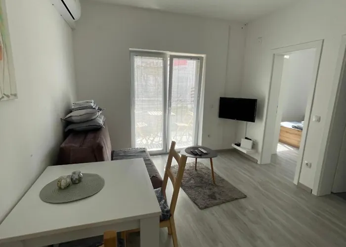 Srebrna Oaza * Велико-Градиште